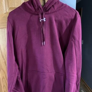 Xl women’s under armour burgundy sweatshirt